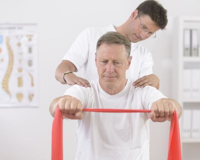 Lékařská gymnastika pro bederní osteochondrosis