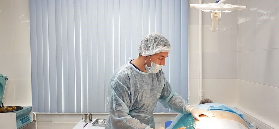 odběry tukové tkáně pro SVF terapii osteoartrózy kolenního kloubu