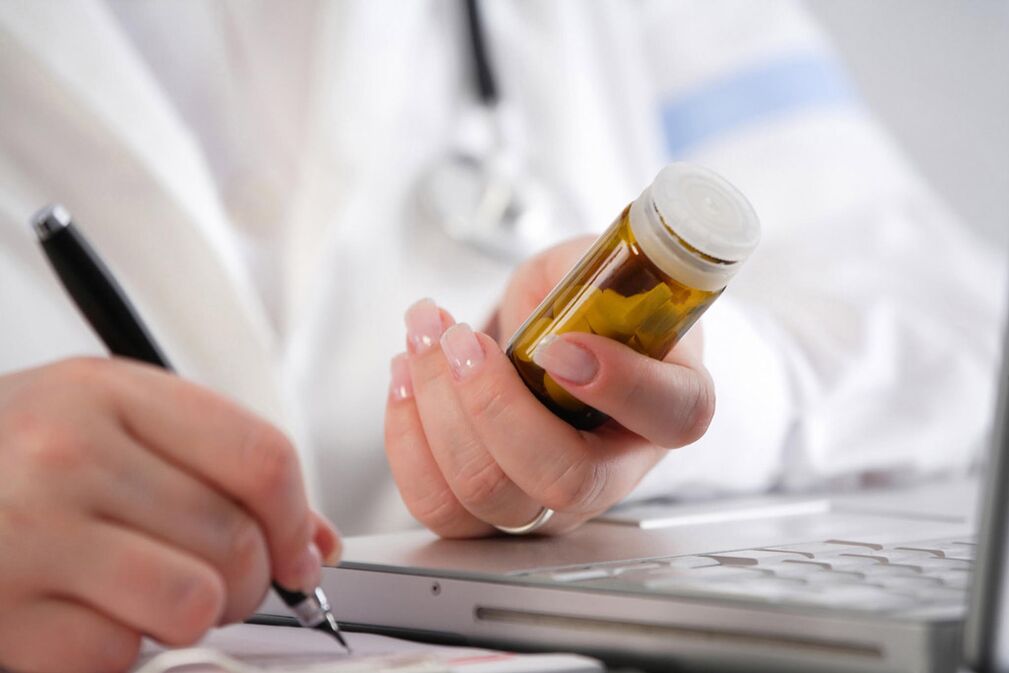 K léčbě osteochondrózy je indikováno užívání různých léků